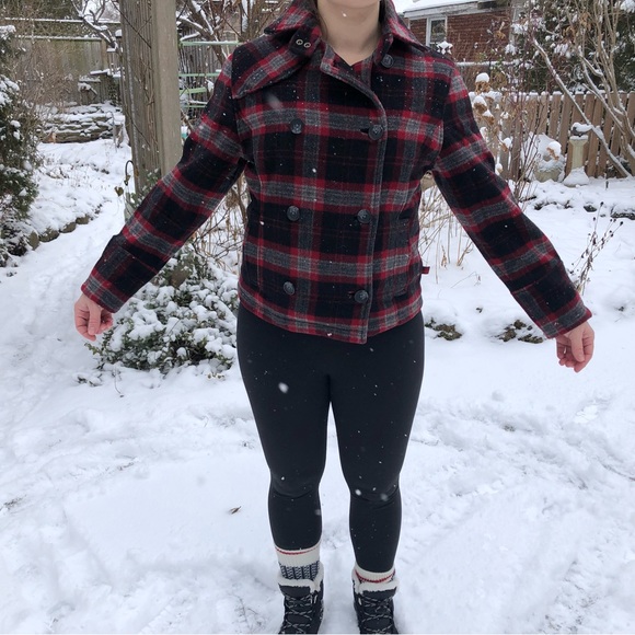 Woolrich black/grey/red 80%wool blend peacoat size small. - Picture 1 of 7